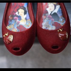 Melissa Ultragirl - Snow White